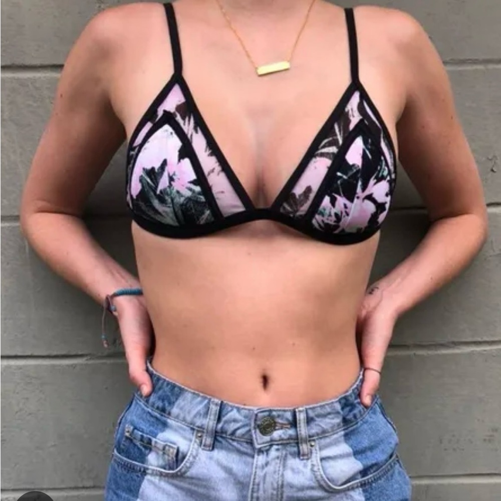 Bikini top